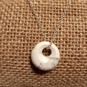 Pendentif Howlite